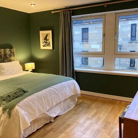 Stylish 2 Bed Accessible Flat Perfect Location Lägenhet Glasgow Exteriör bild
