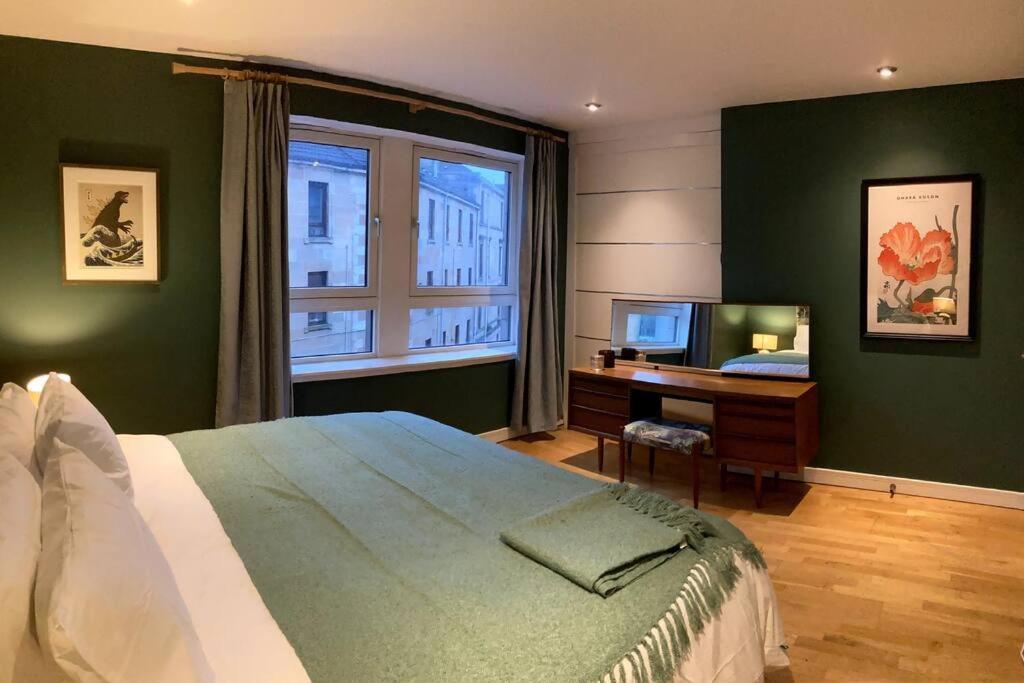 Stylish 2 Bed Accessible Flat Perfect Location Lägenhet Glasgow Exteriör bild
